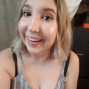 Meet your Posher, Kellie